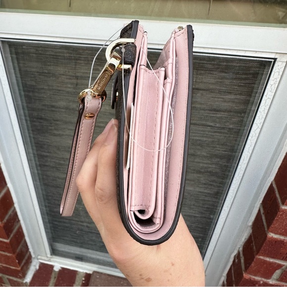 Michael Kors medium backpack and wallet - Picture 14 of 16